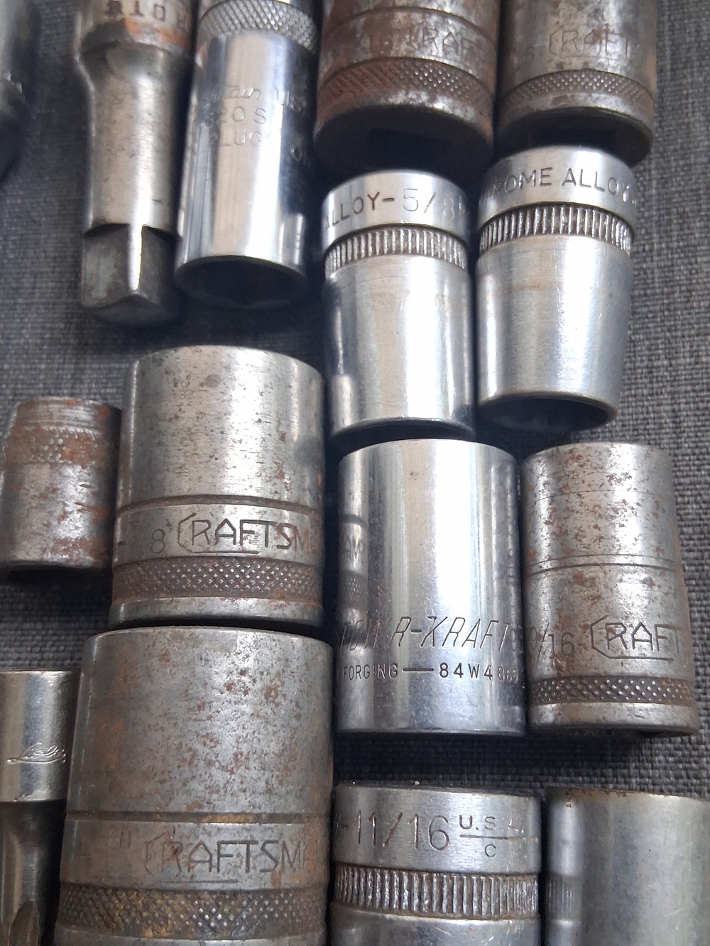 Mixed Mechanics Tool Lot Sockets, Extensions, Universal Joint (Craftsman, SK) - Picture 5 of 7